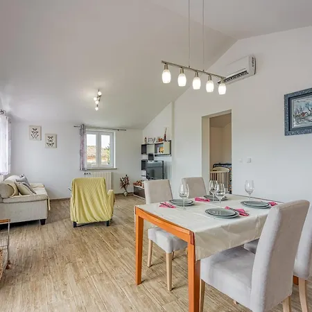 Family Apartment Marea Nova Vas  Extérieur photo