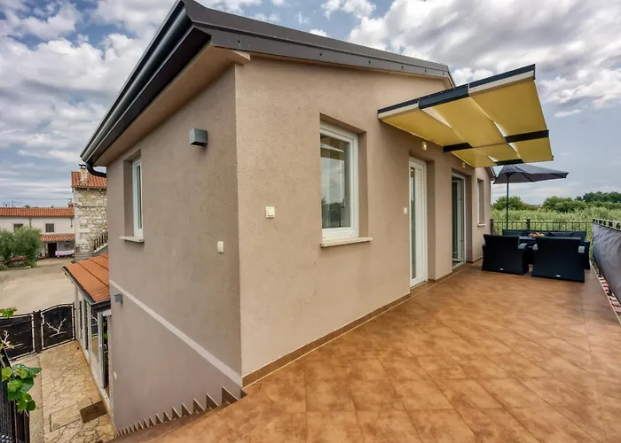 Family Apartment Marea